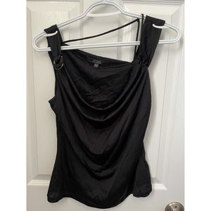 Guess top size medium